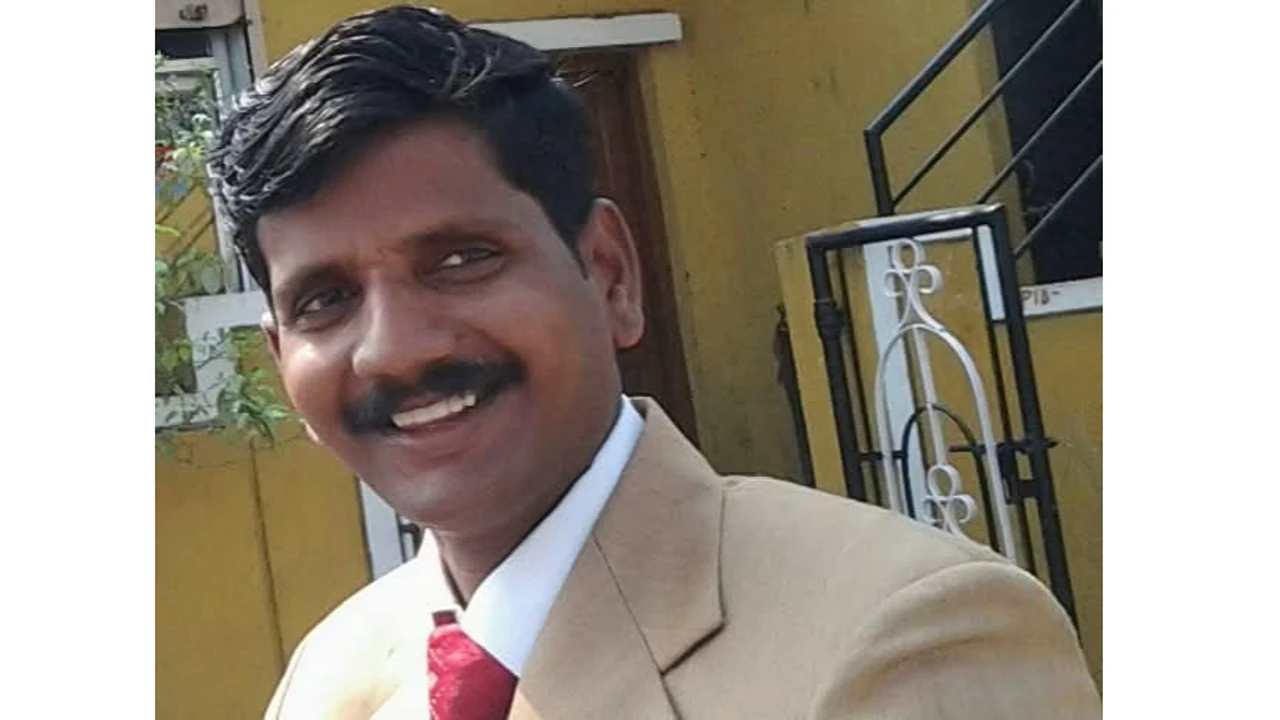 ಶಾಸಕ ಅಜಯಸಿಂಗ್ ಗೆ ಒಲಿದ ಮಂತ್ರಿ ಸ್ಥಾನ : ತಾಳ್ಮೆಗೆ ಸಿಕ್ಕ ಜಯ ಎಂದು ಬೆಂಬಲಿಗರ ಹರ್ಷೋದ್ಘಾರ | ಮಗನ ತಬ್ಬಿಕೊಂಡು ಕಂಬನಿ ಮಿಡಿದ ಅಜಯಸಿಂಗ್ ತಾಯಿ | Dr Ajaysingh gets Ministerial berth August 2026